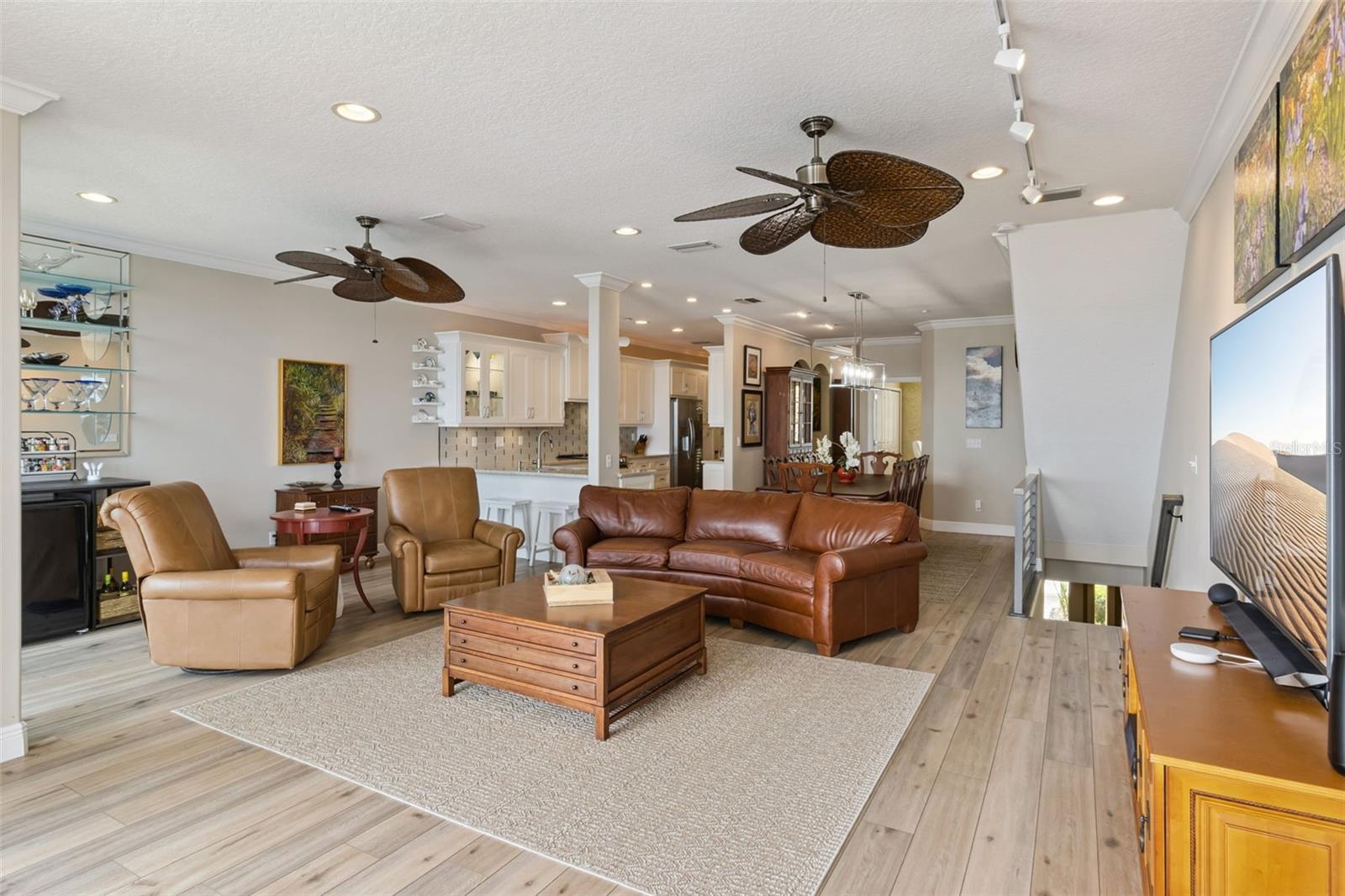 137 Brent Cir Property Photo 4