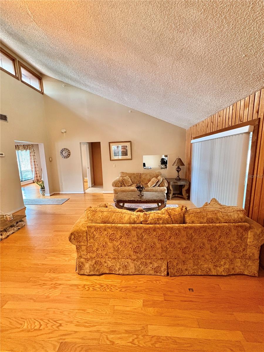 4504 Crimson Ct Property Photo 15