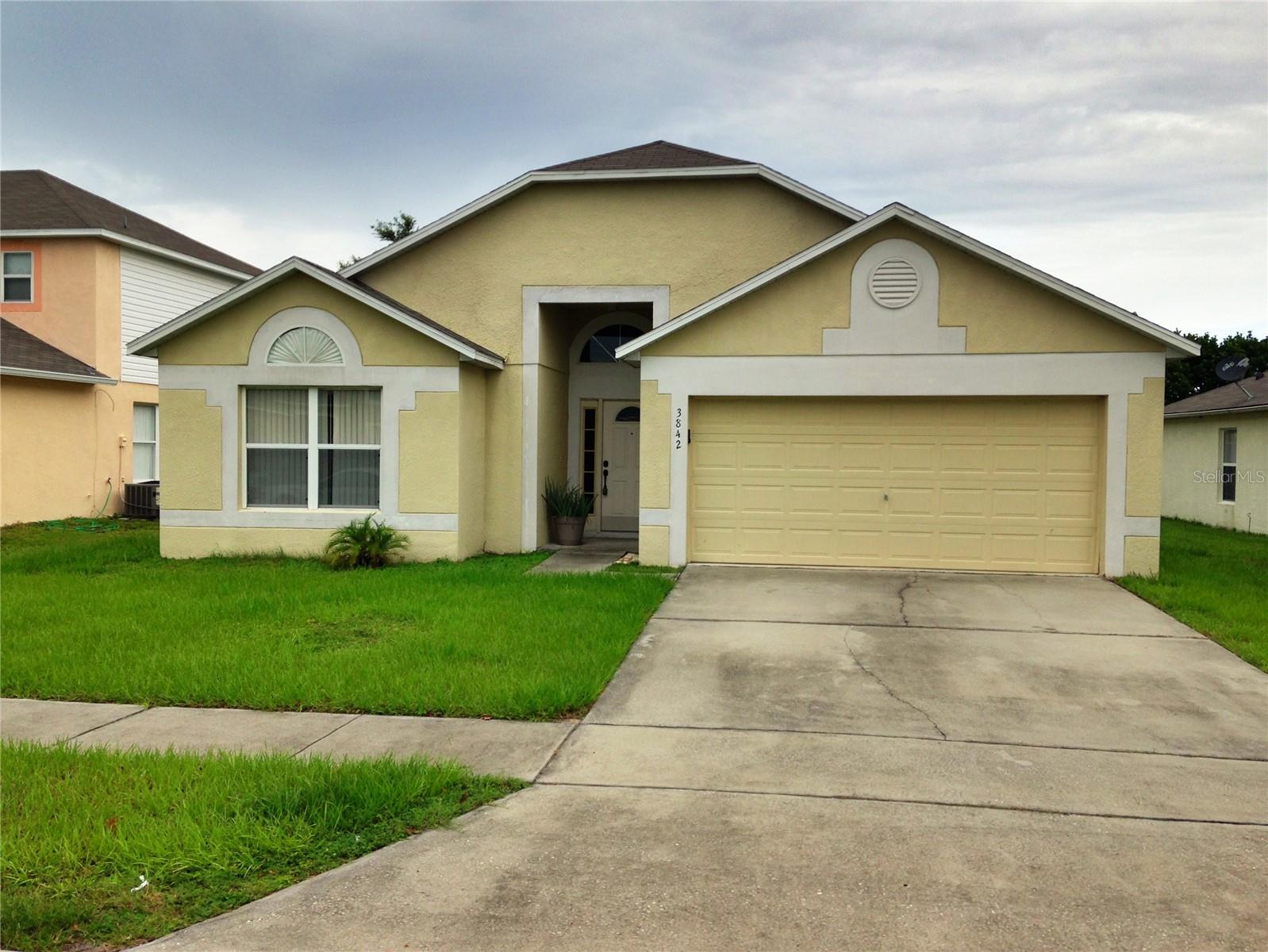 3842 STONEFIELD DR Property Photo 1