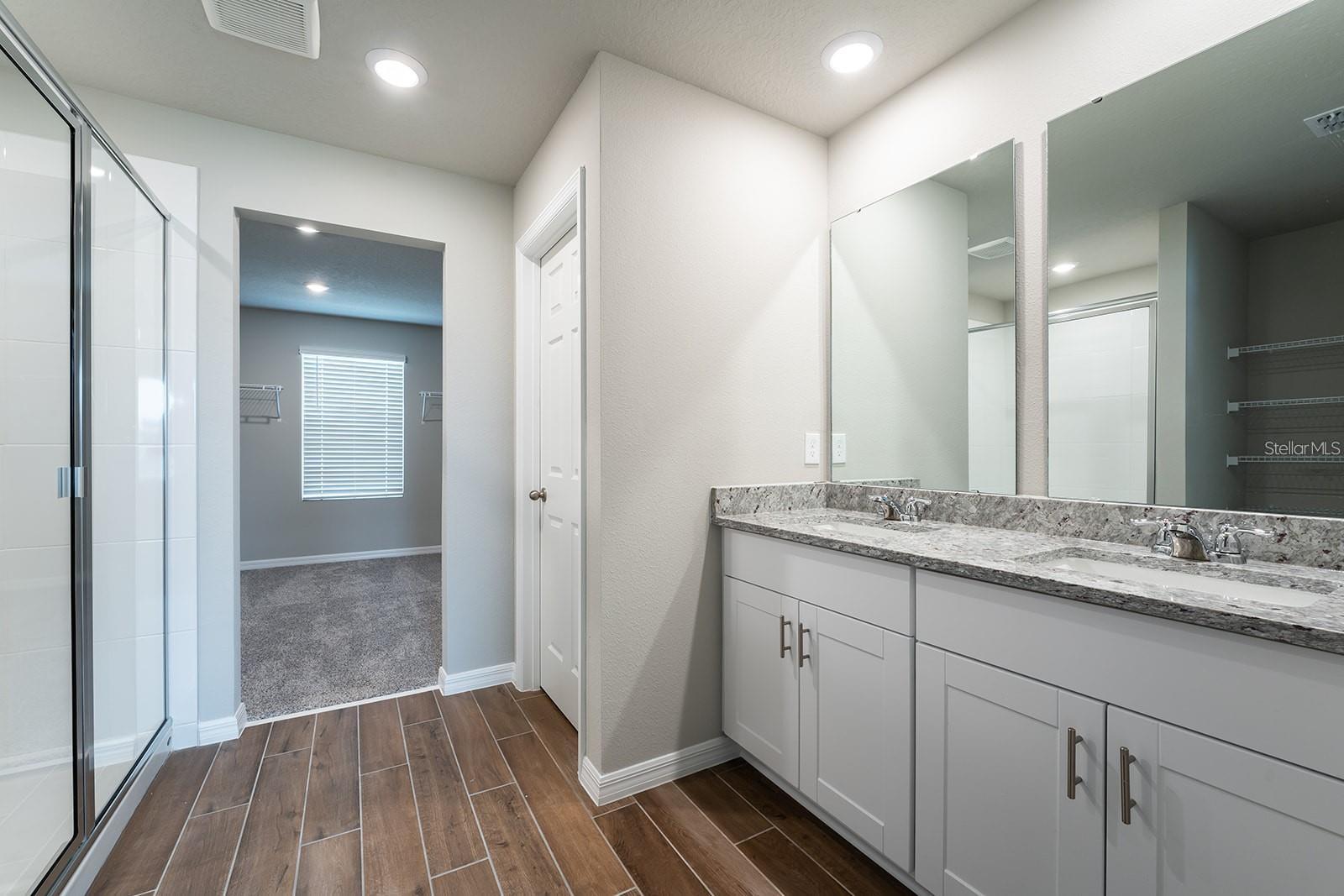 5252 Sanders Oak Trl Property Photo 20
