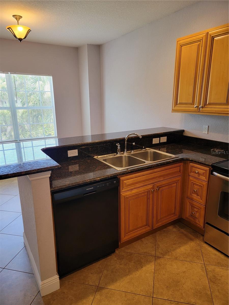 3721 S Lake Orlando Pkwy #4 Property Photo 7