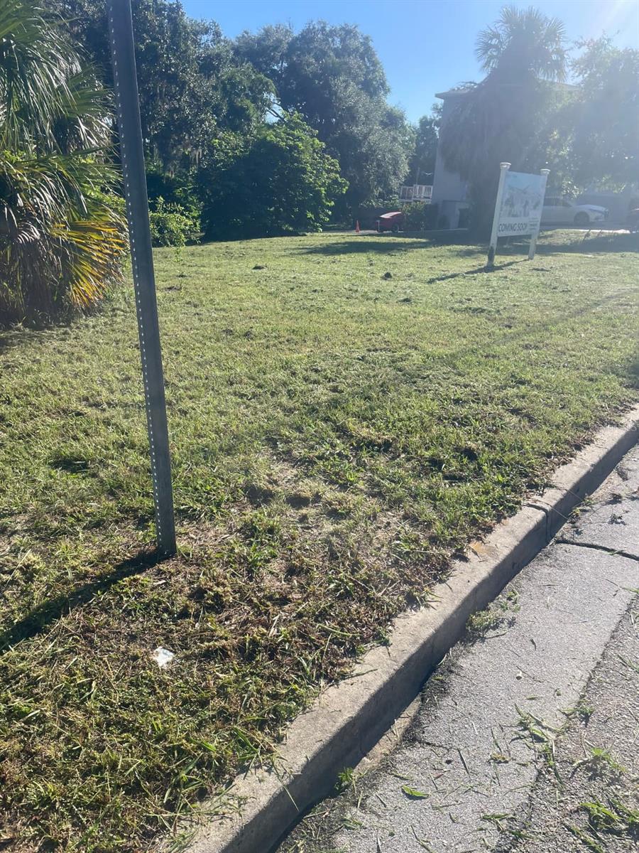 1000 W Montrose St Property Photo 5