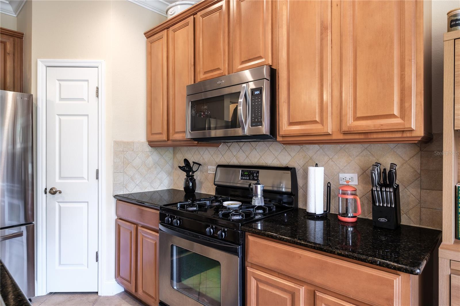 873 Assembly Ct Property Photo 9