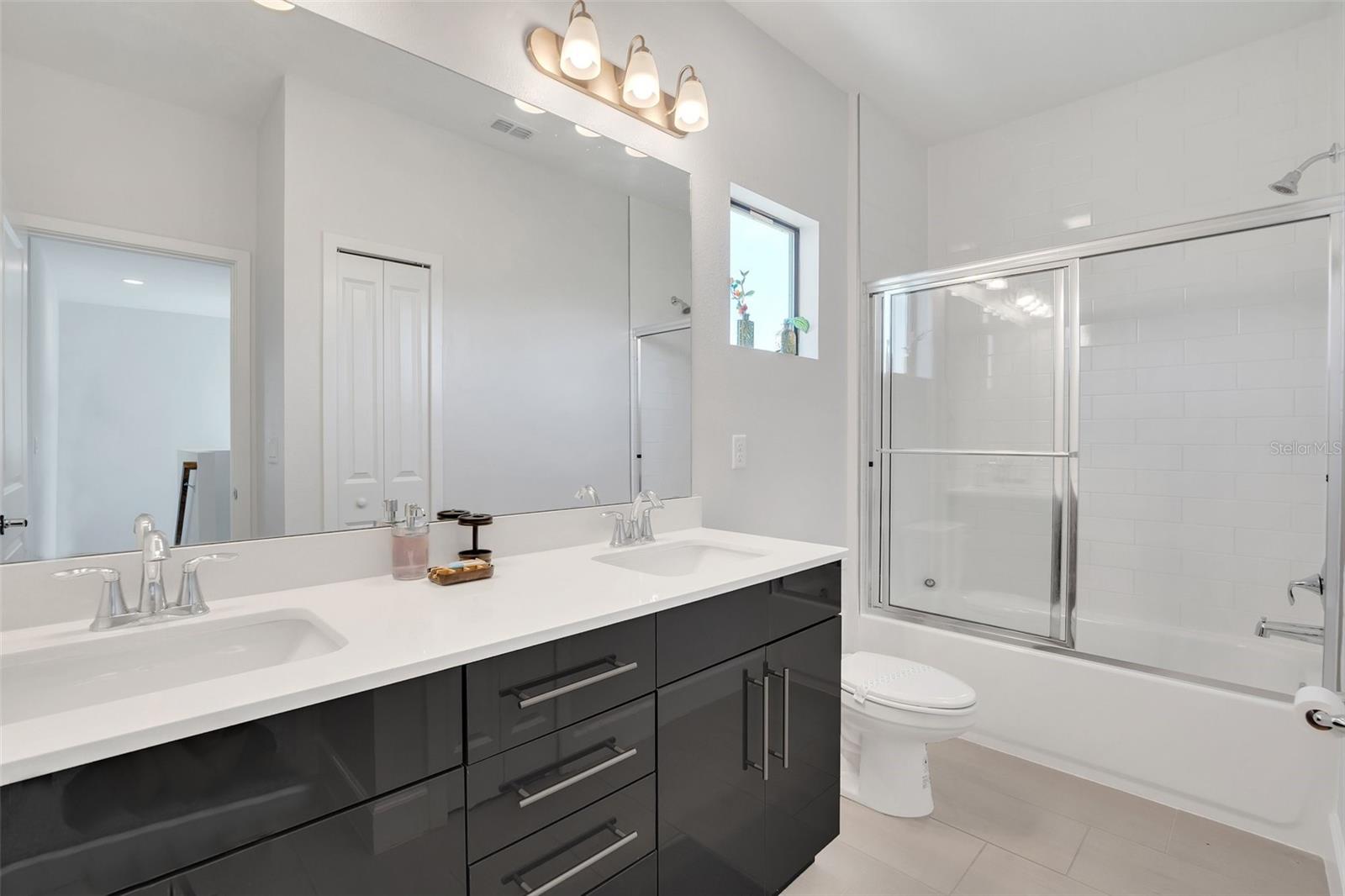 407 Villa Domani Way Property Photo 19
