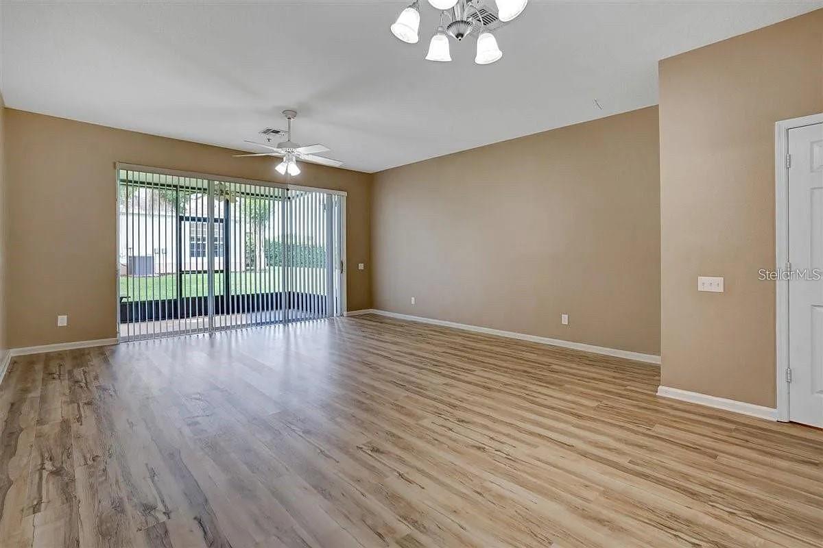 6292 Twain St #102 Property Photo 13