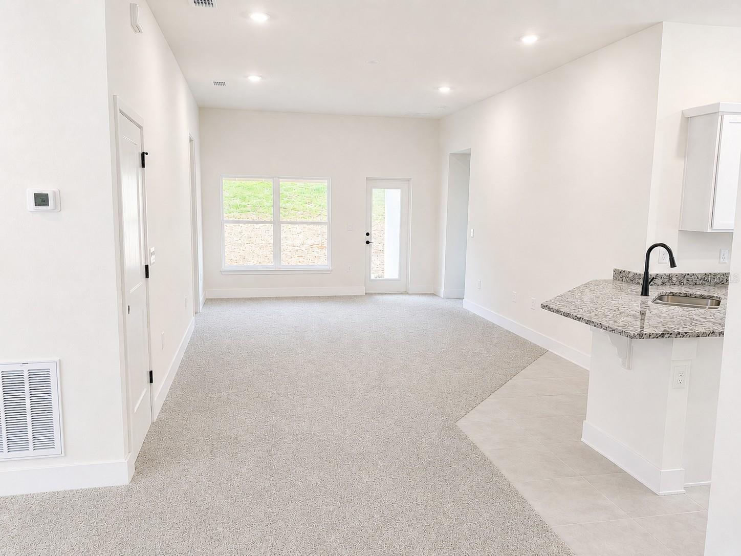 1639 Ann Rose Way Property Photo 2
