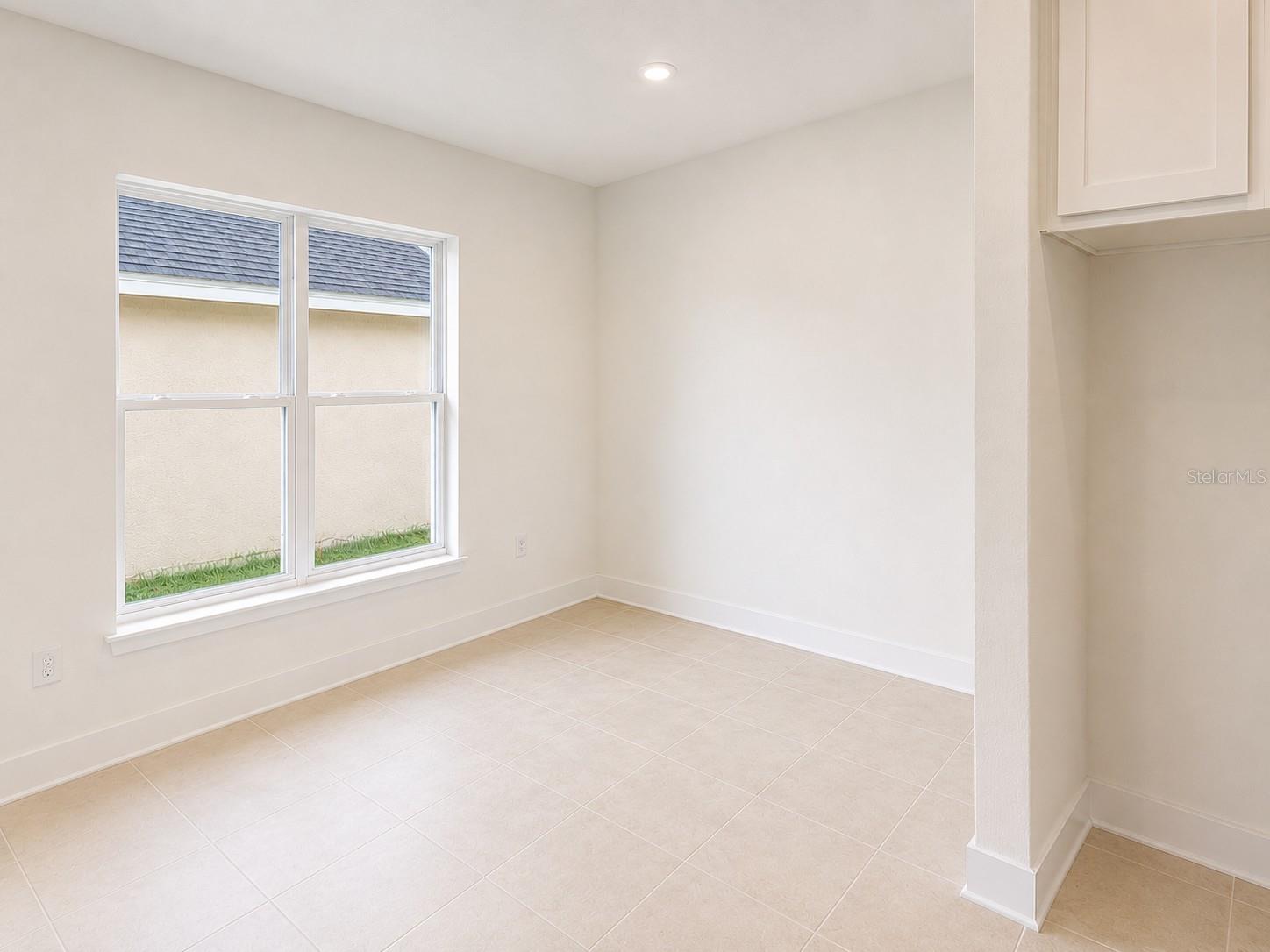 1639 Ann Rose Way Property Photo 4