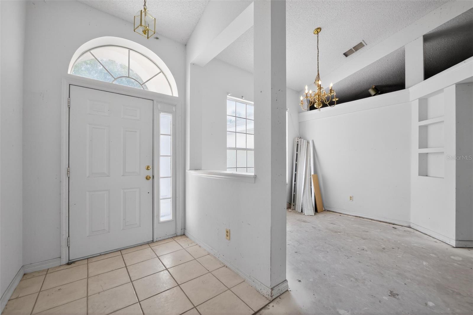 2518 Maywood St Property Photo 8
