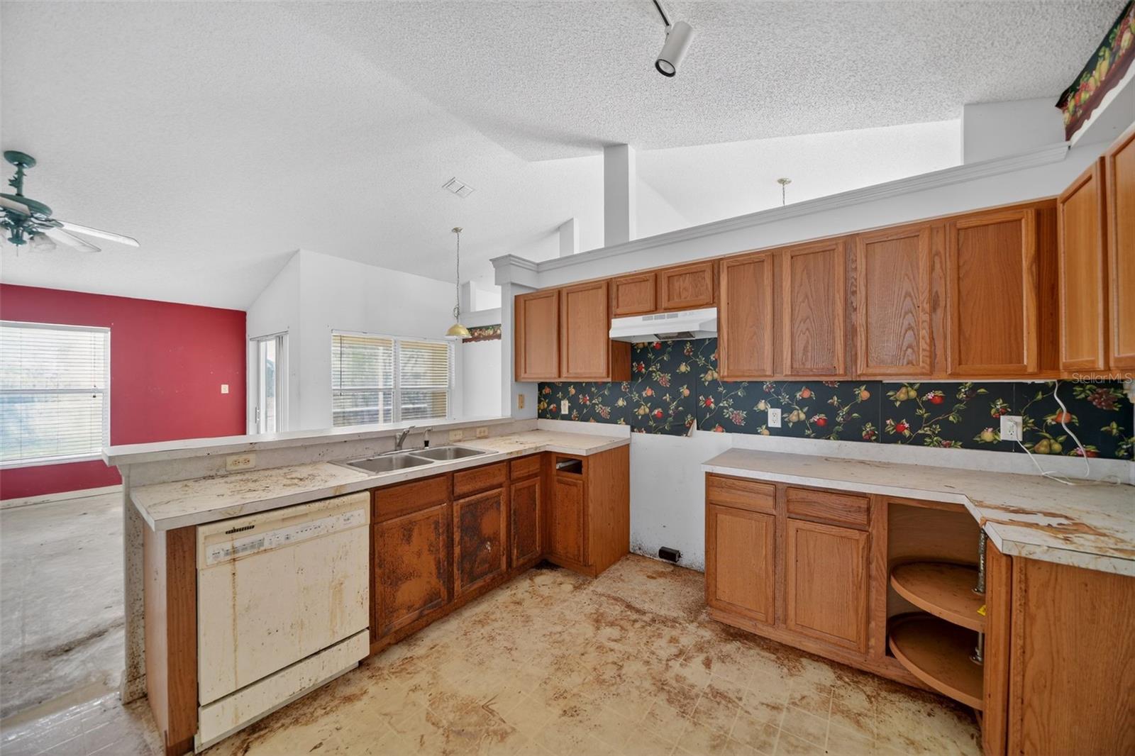 2518 Maywood St Property Photo 23