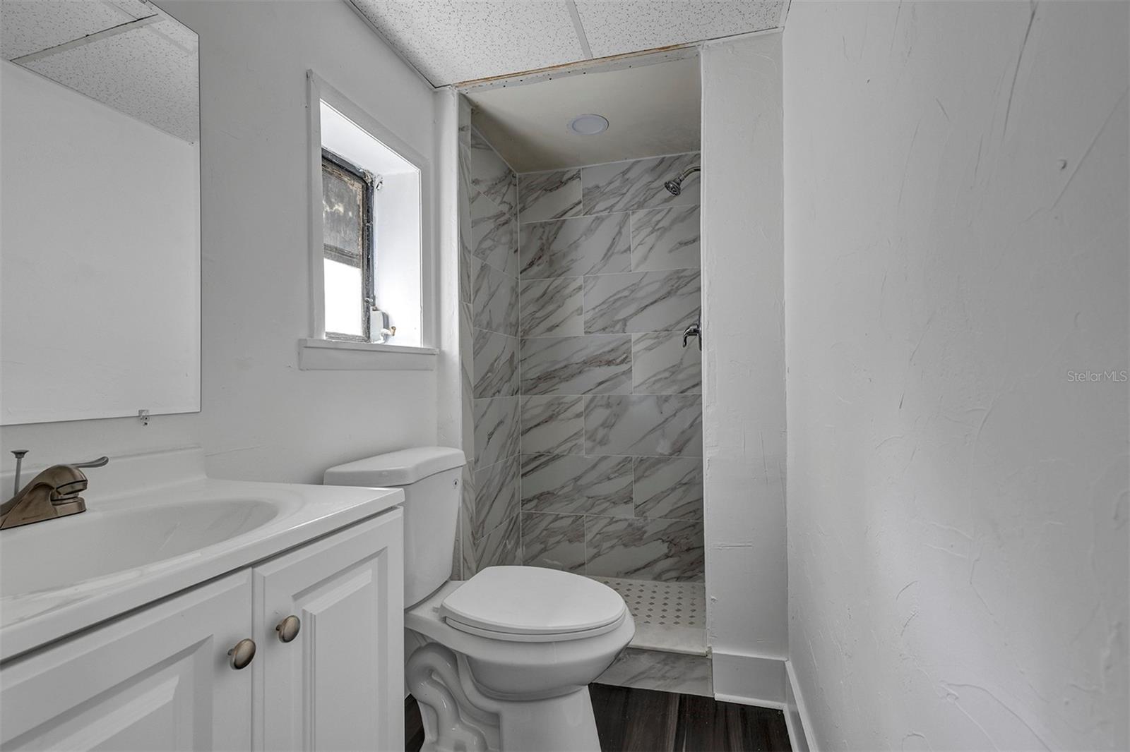 2027 30th Ave N #bottom Unit Property Photo 15