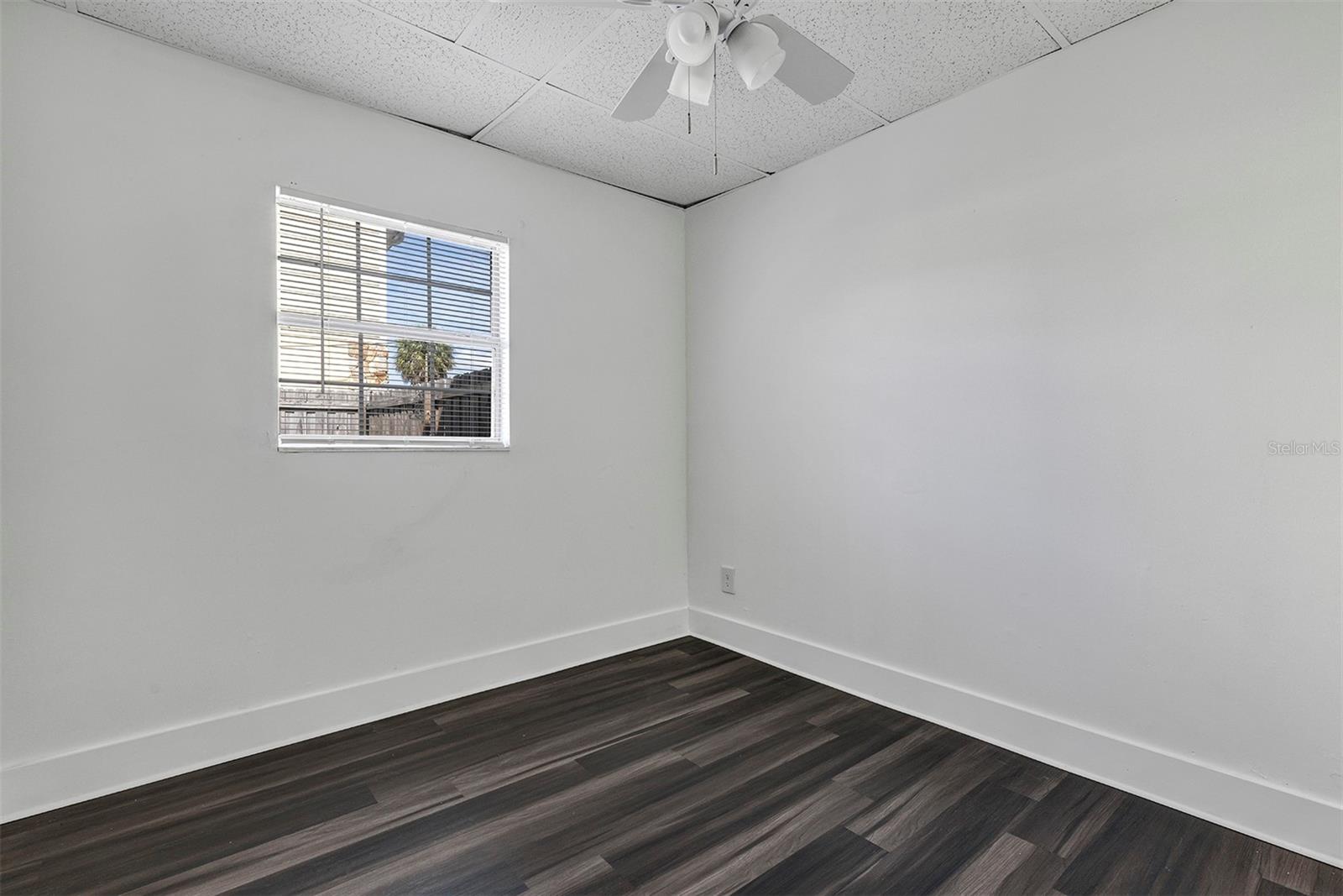 2027 30th Ave N #bottom Unit Property Photo 20