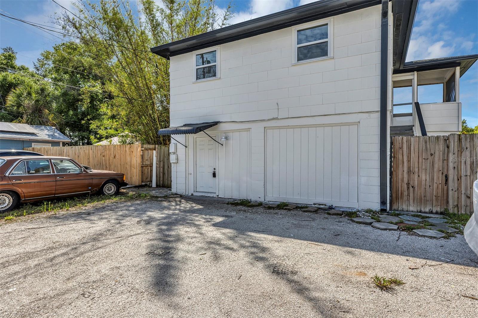 2027 30th Ave N #bottom Unit Property Photo 21