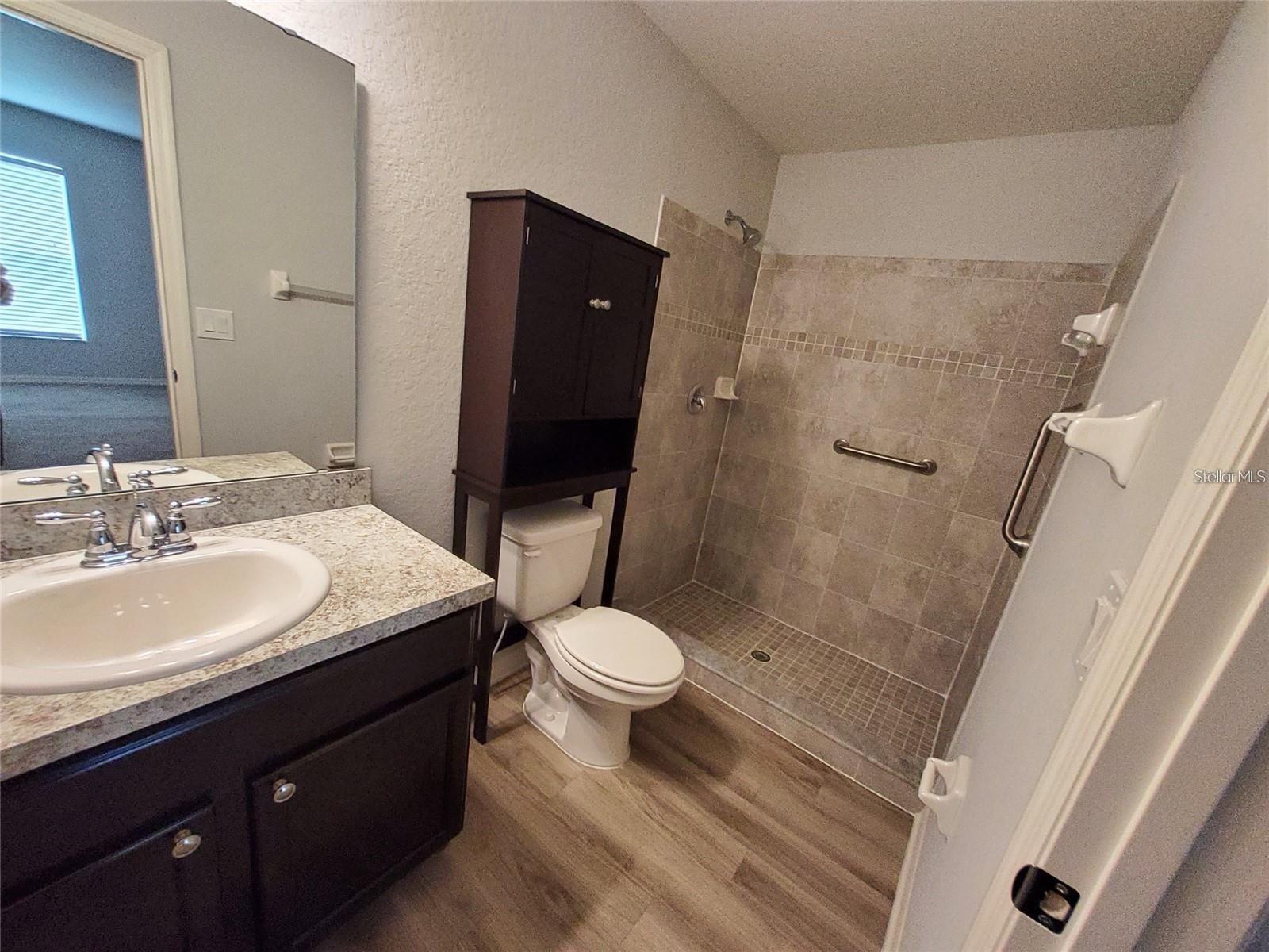 1531 Woodlark Dr Property Photo 6
