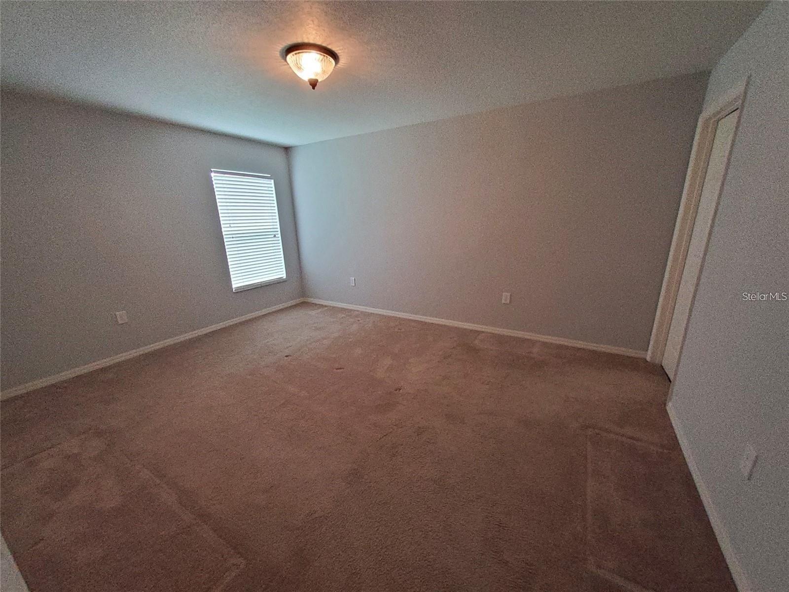 1531 Woodlark Dr Property Photo 7