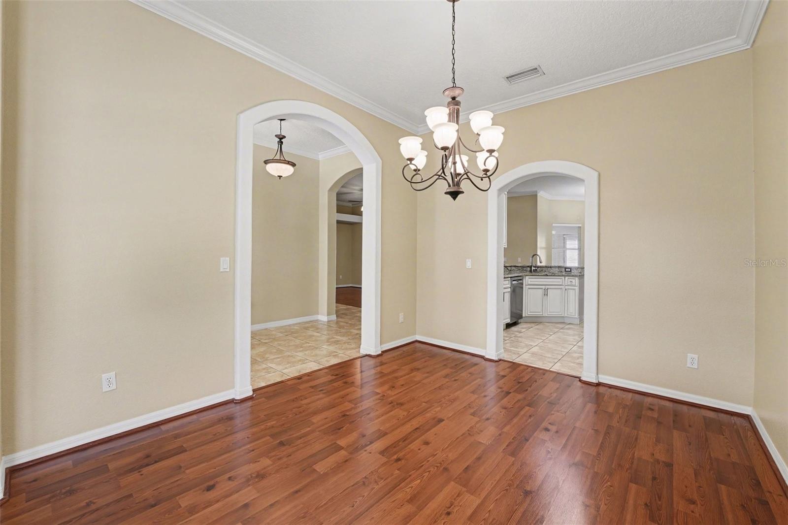 122 Costa Loop Property Photo 5