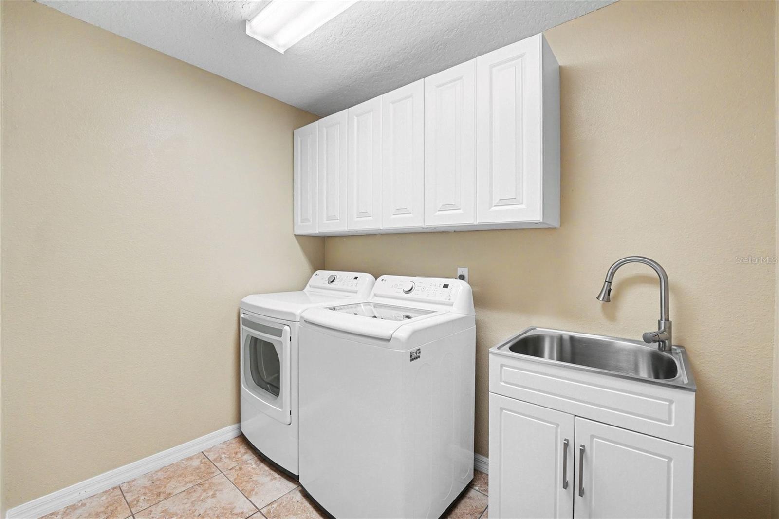 122 Costa Loop Property Photo 12