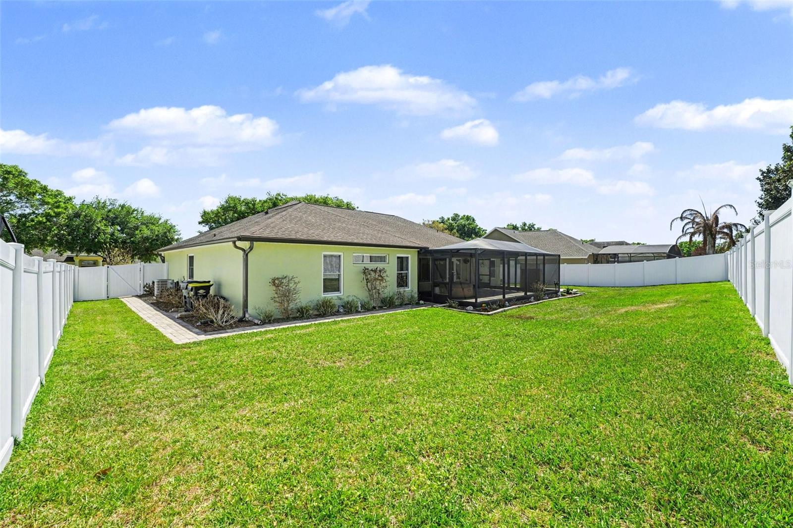 122 Costa Loop Property Photo 30
