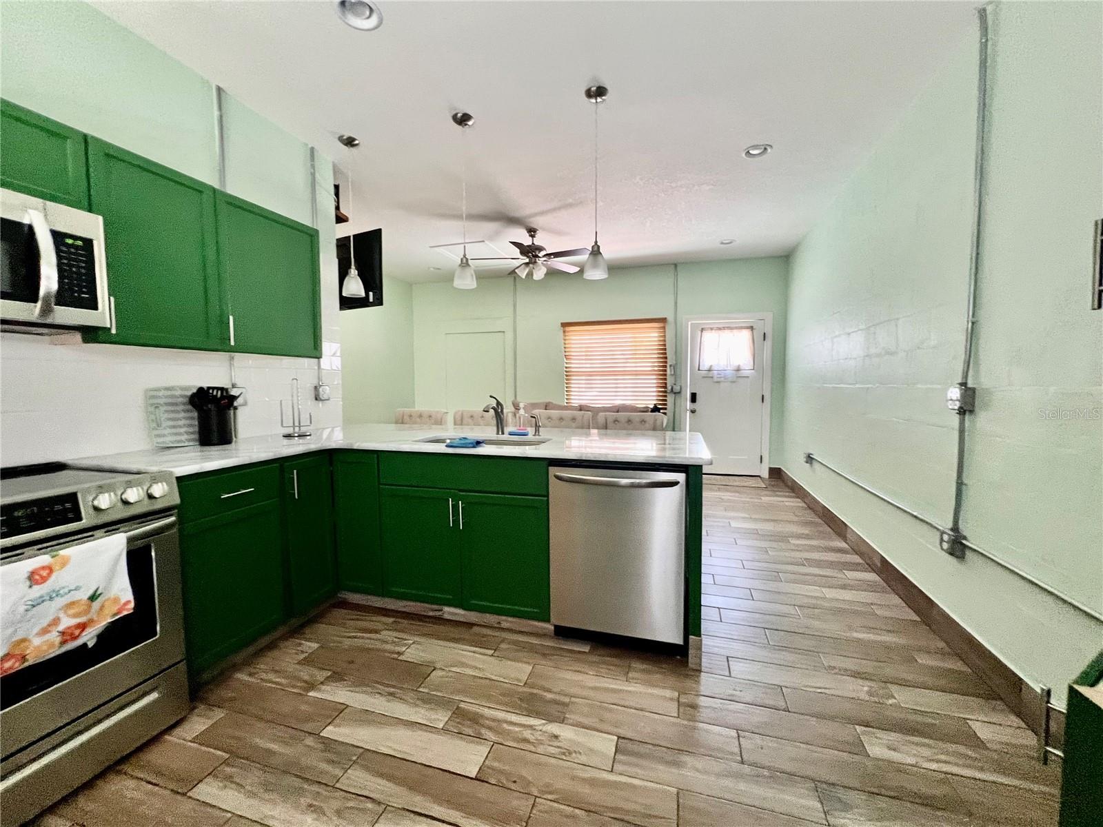 821 Mulberry St #d Property Photo 10