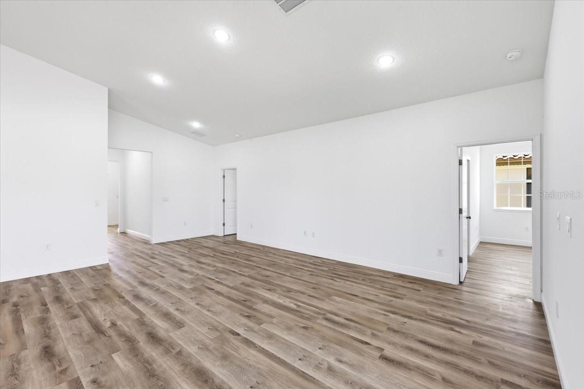 363 Villa Sorrento Cir Property Photo 11