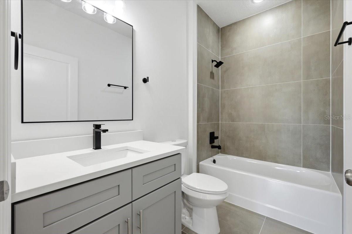 363 Villa Sorrento Cir Property Photo 15