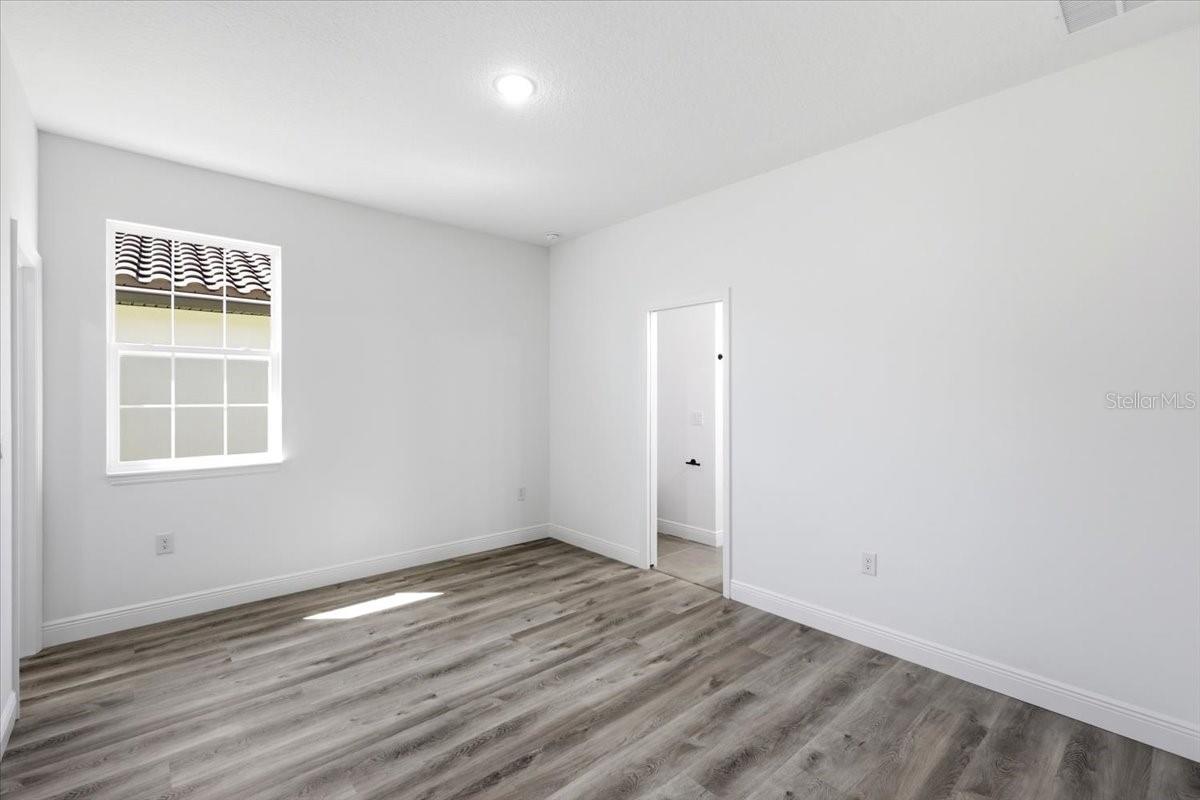 363 Villa Sorrento Cir Property Photo 16