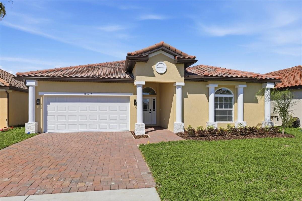 367 VILLA SORRENTO CIR Property Photo 1