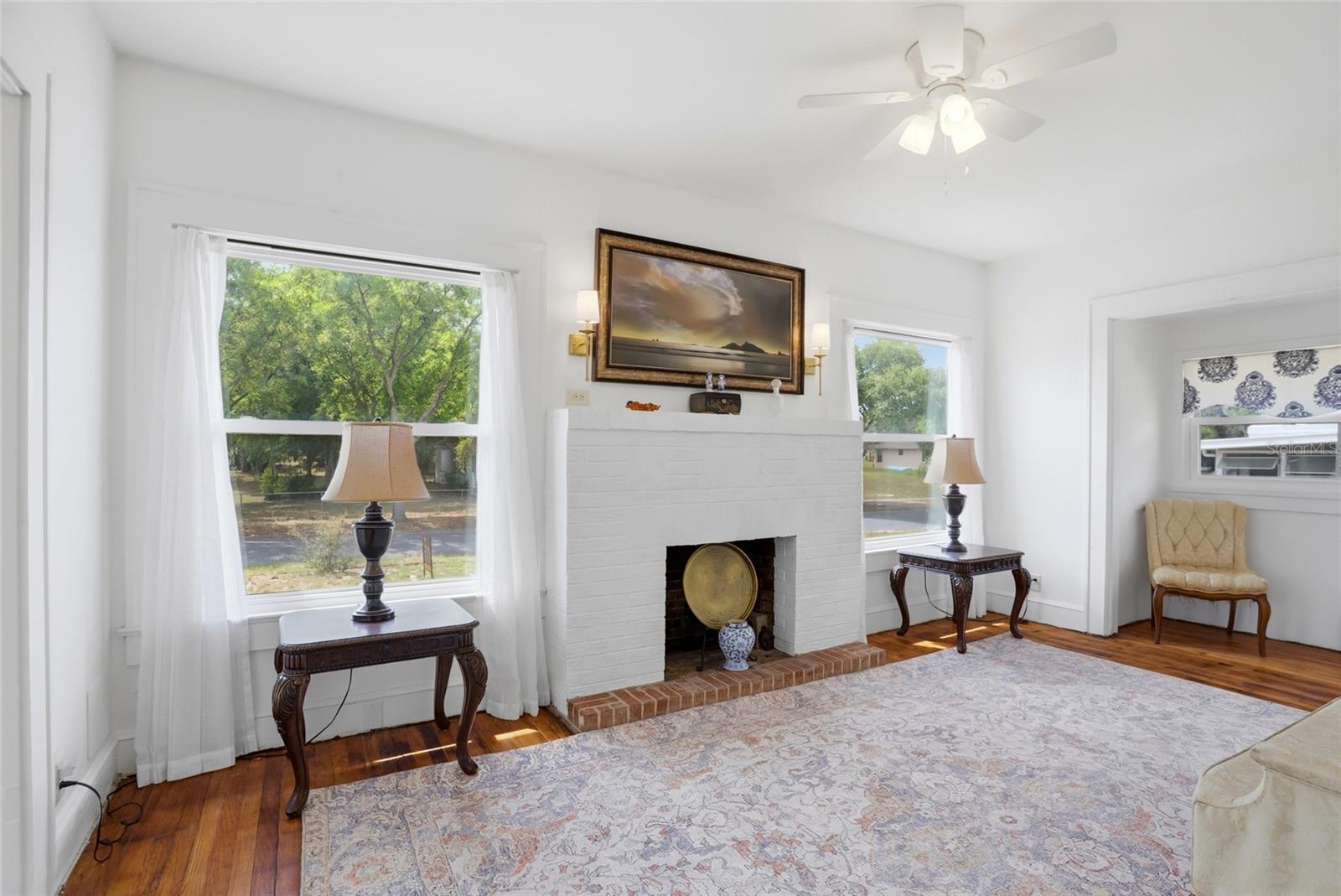 18 E Orange St Property Photo 5