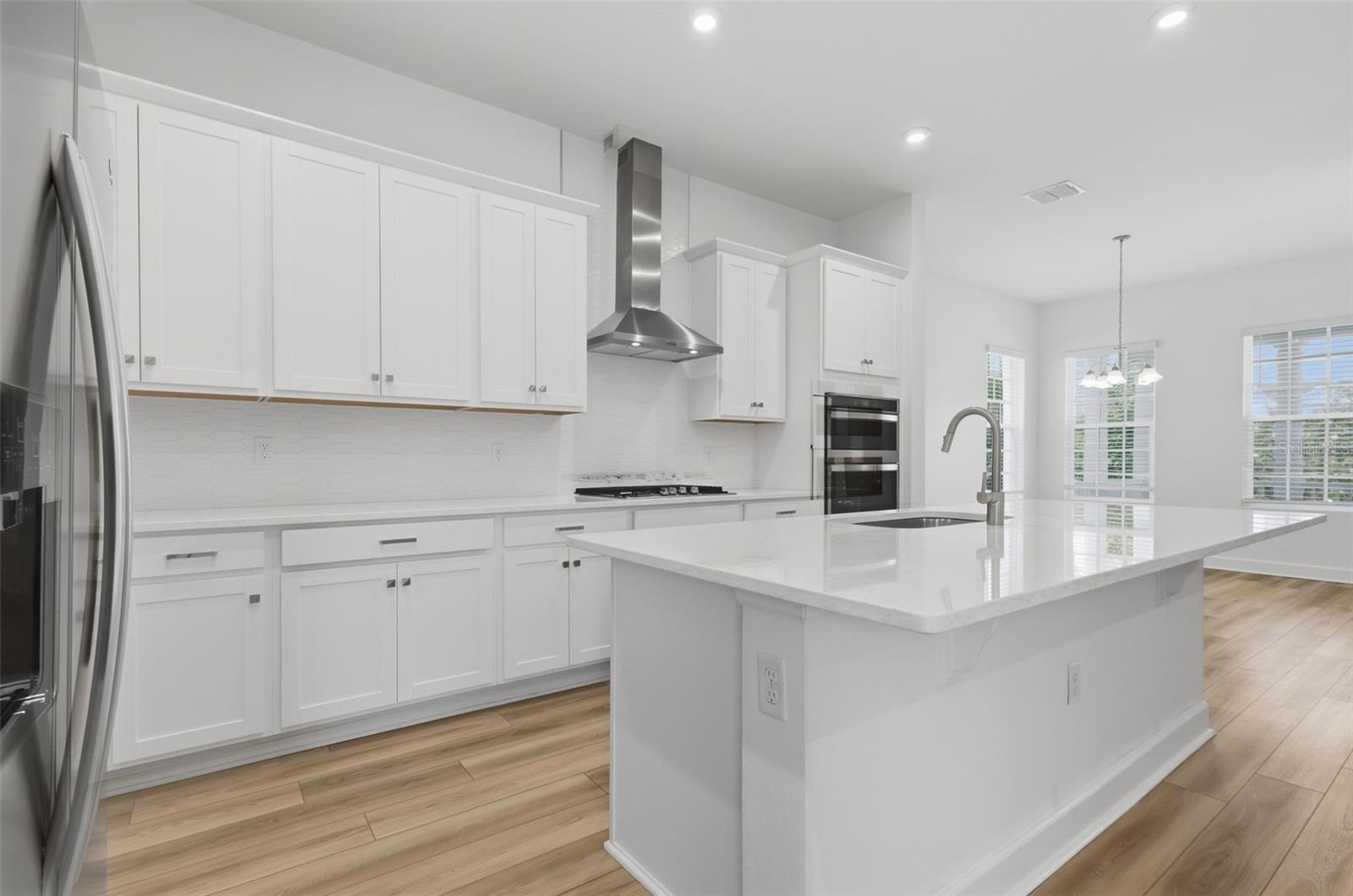 7410 Barrier Cove Way Property Photo 12