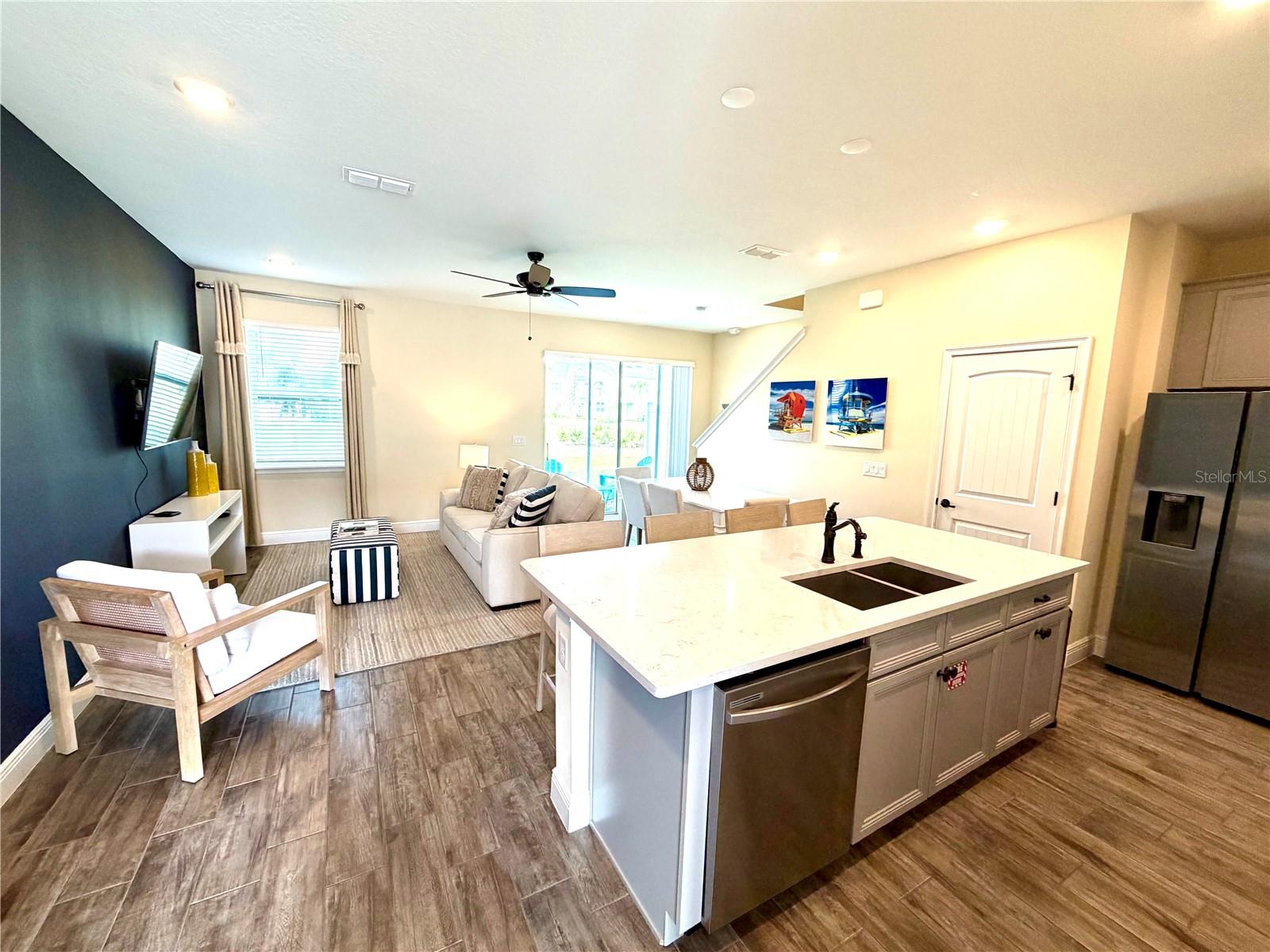 3008 Caribbean Soul Dr Property Photo 7