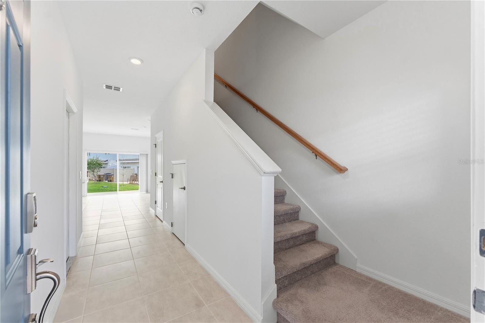 1406 Anchor Bend Way Property Photo 3