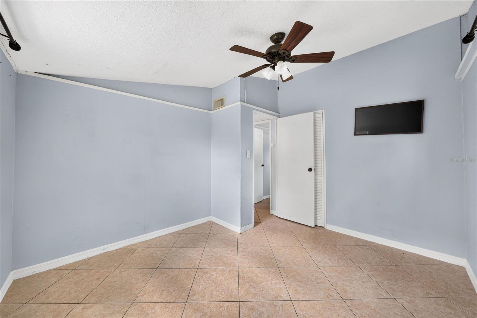2317 S Summerlin Ave Property Photo 10