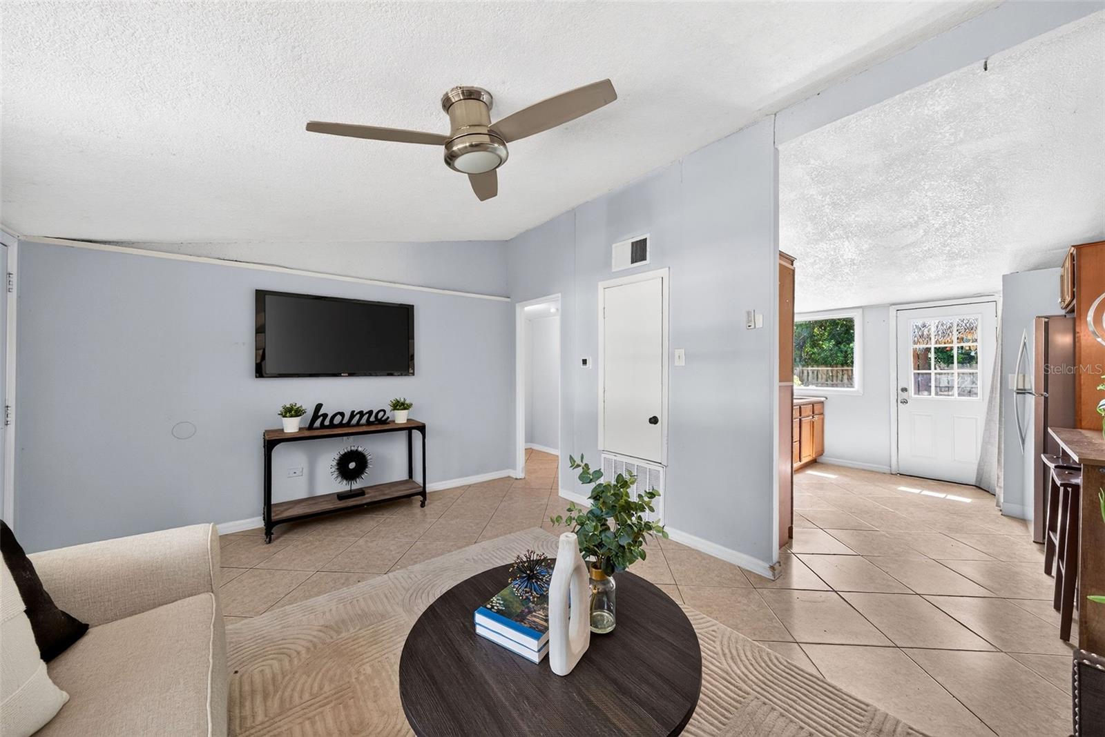 2317 S Summerlin Ave Property Photo 19