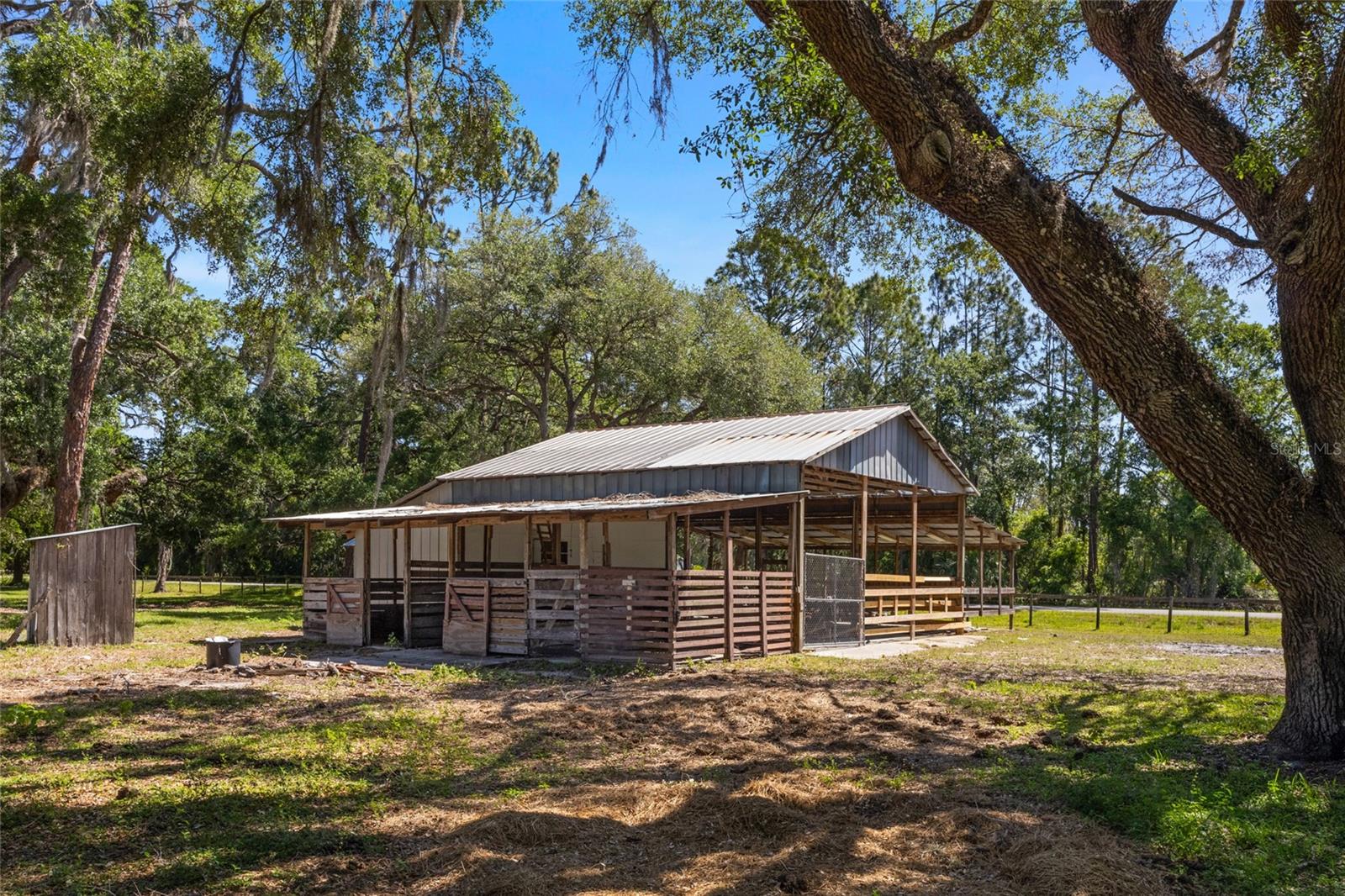 11902 Cr 727 Property Photo 6