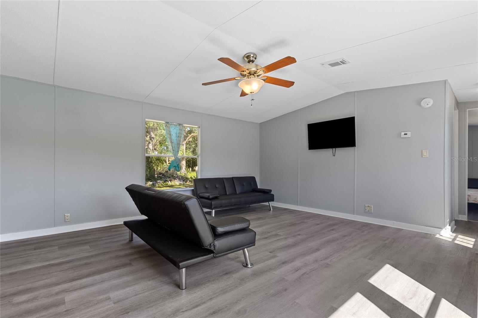 11902 Cr 727 Property Photo 14