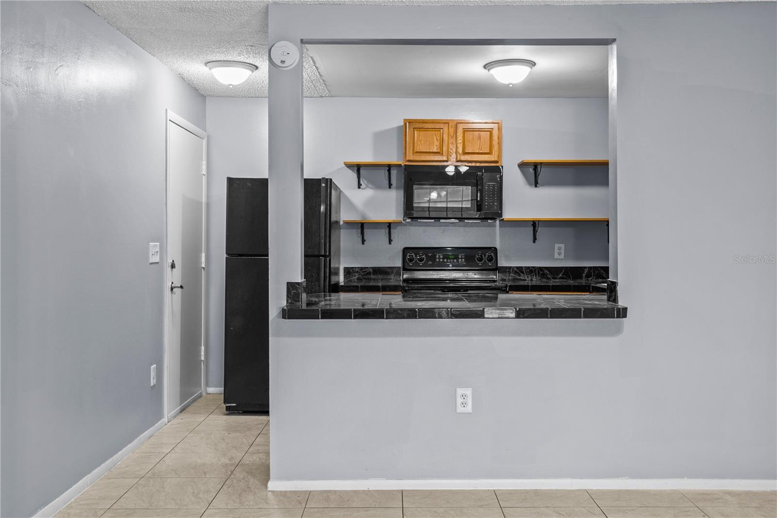 416 Banyon Tree Cir #206 Property Photo 9