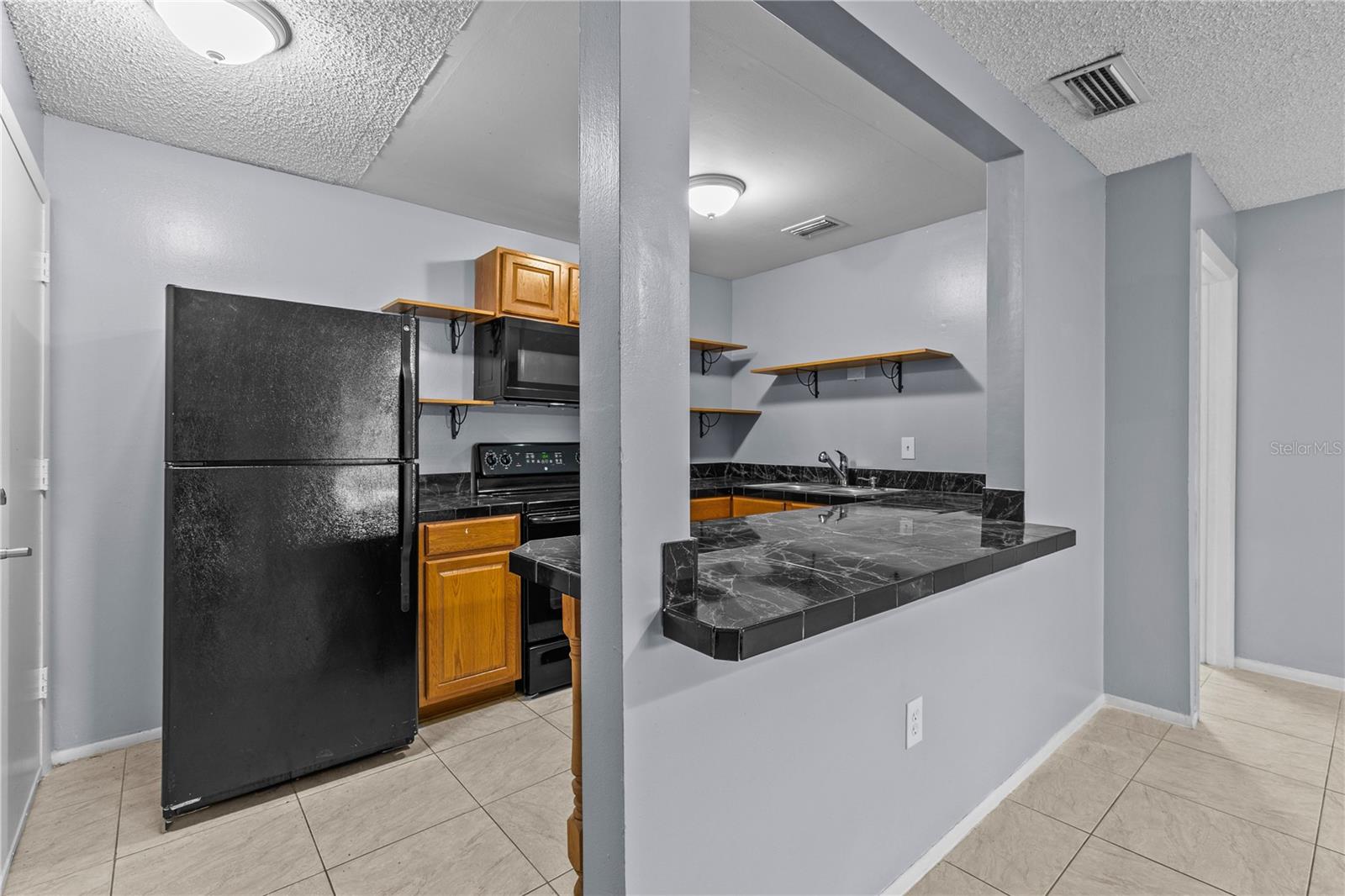 416 Banyon Tree Cir #206 Property Photo 10
