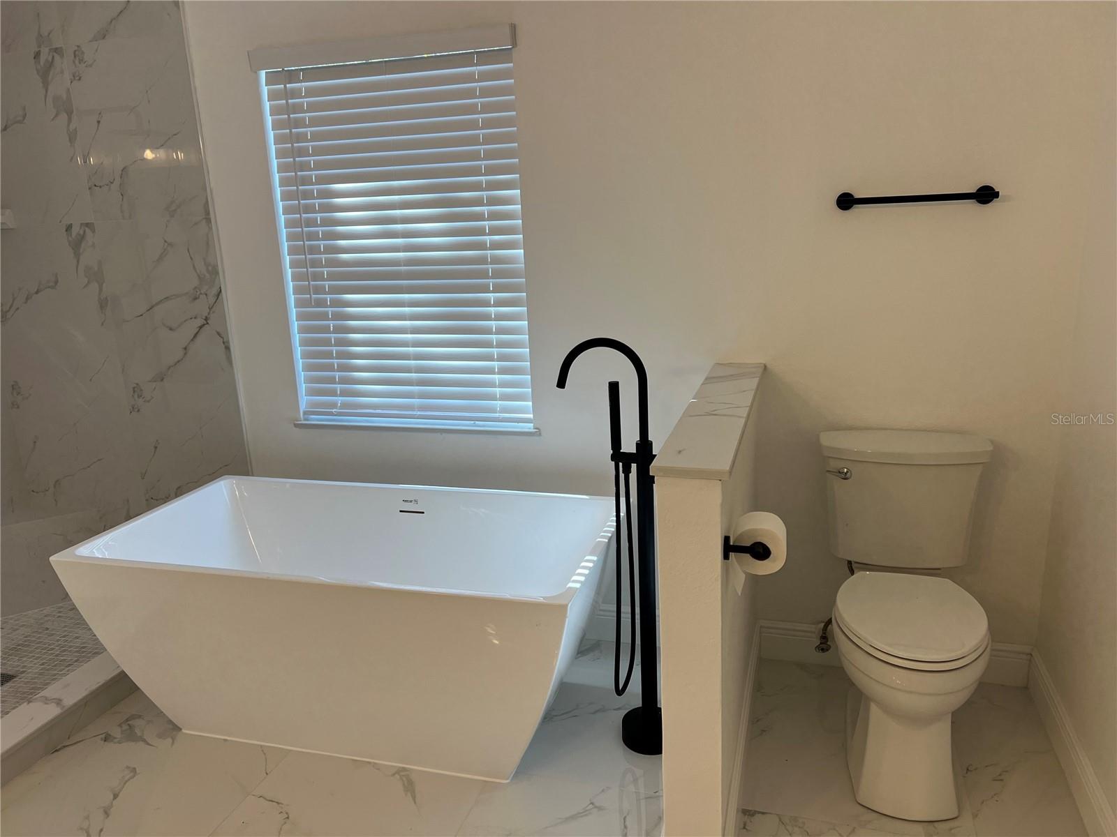2477 Thacker Trl Property Photo 17