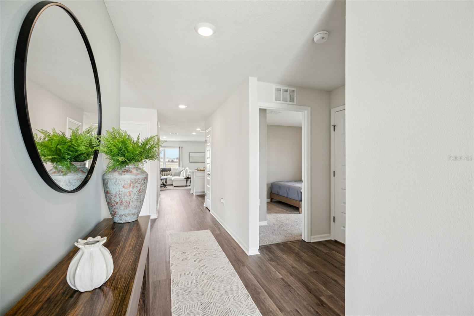 734 Greenway Blvd Property Photo 3