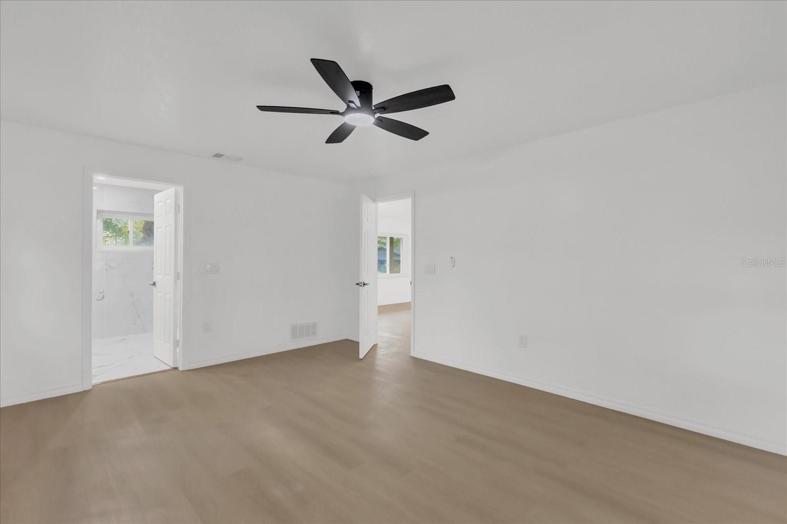 2 Hudson Cv Property Photo 9