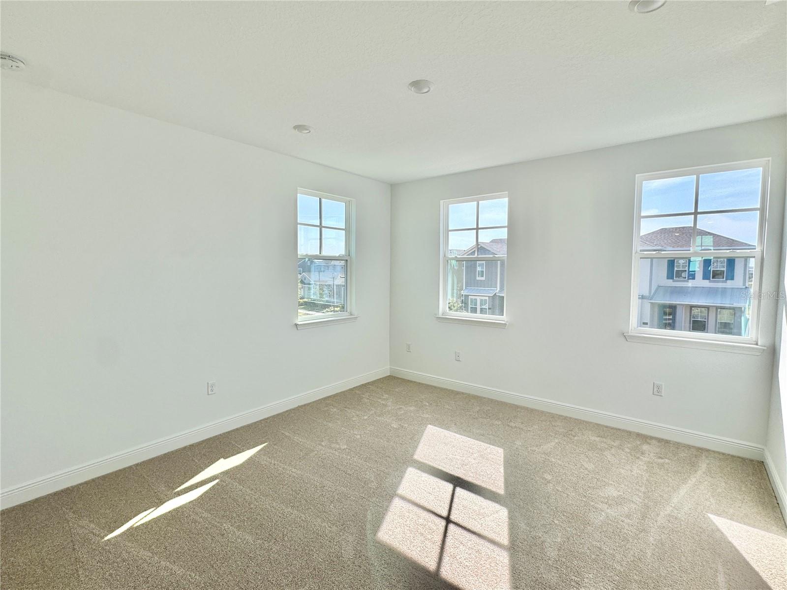 9726 Neruda St Property Photo 46