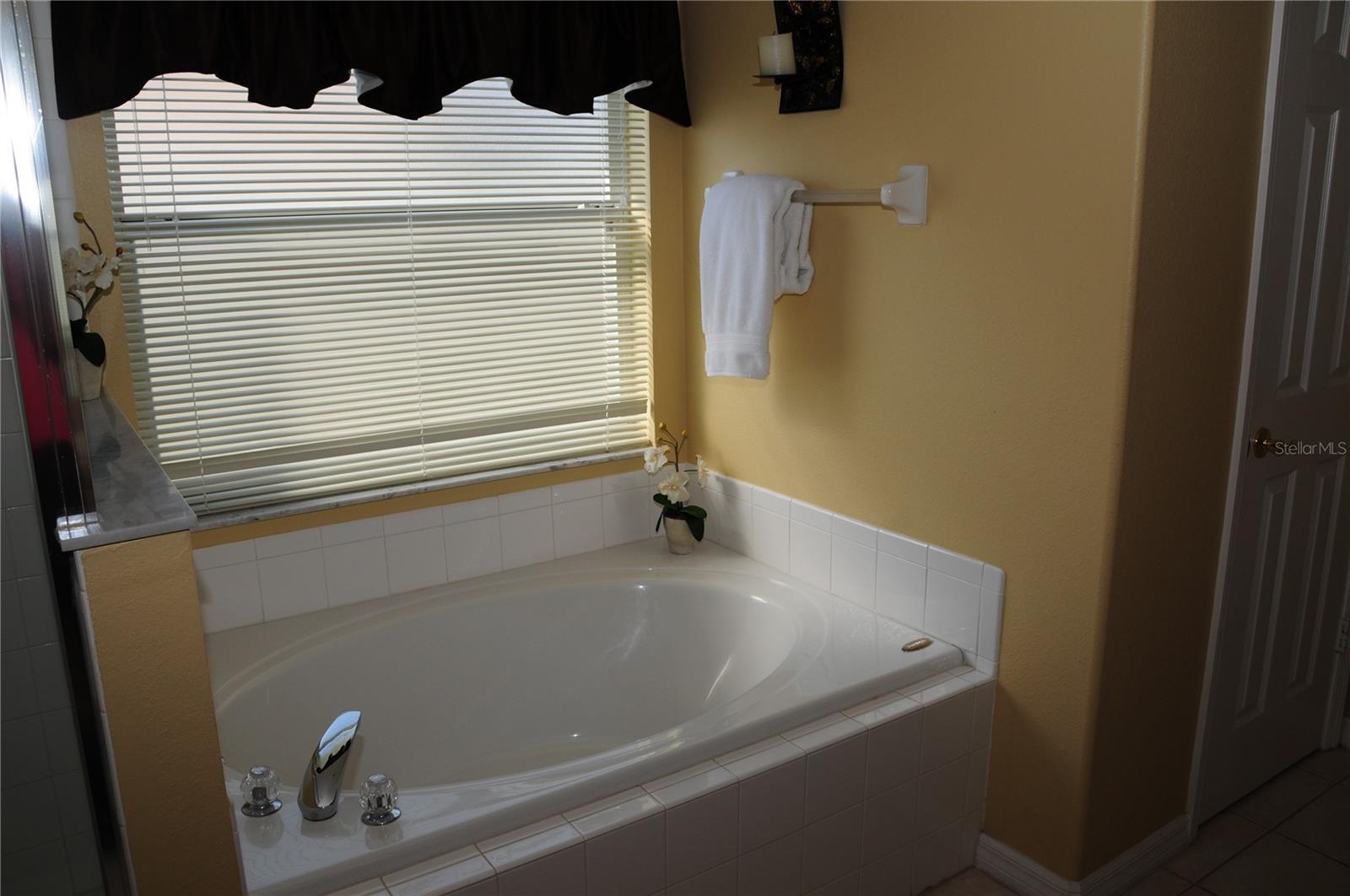 8015 Indian Creek Blvd Property Photo 29