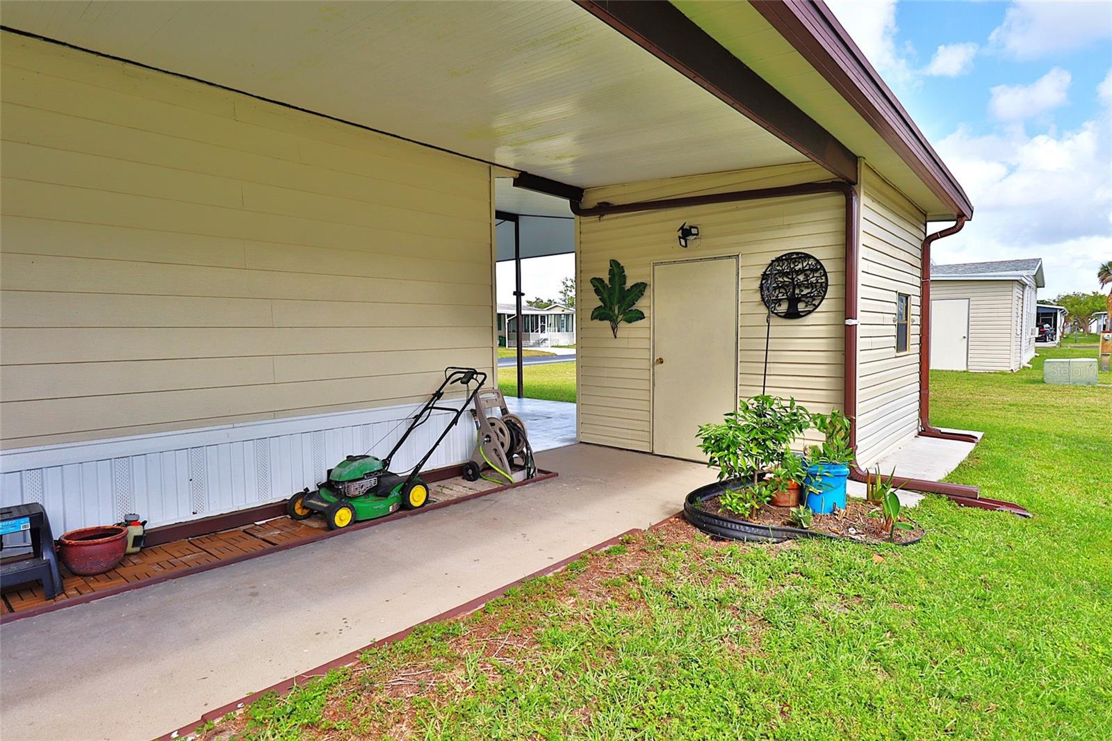 3906 Chinaberry Pl Property Photo 12