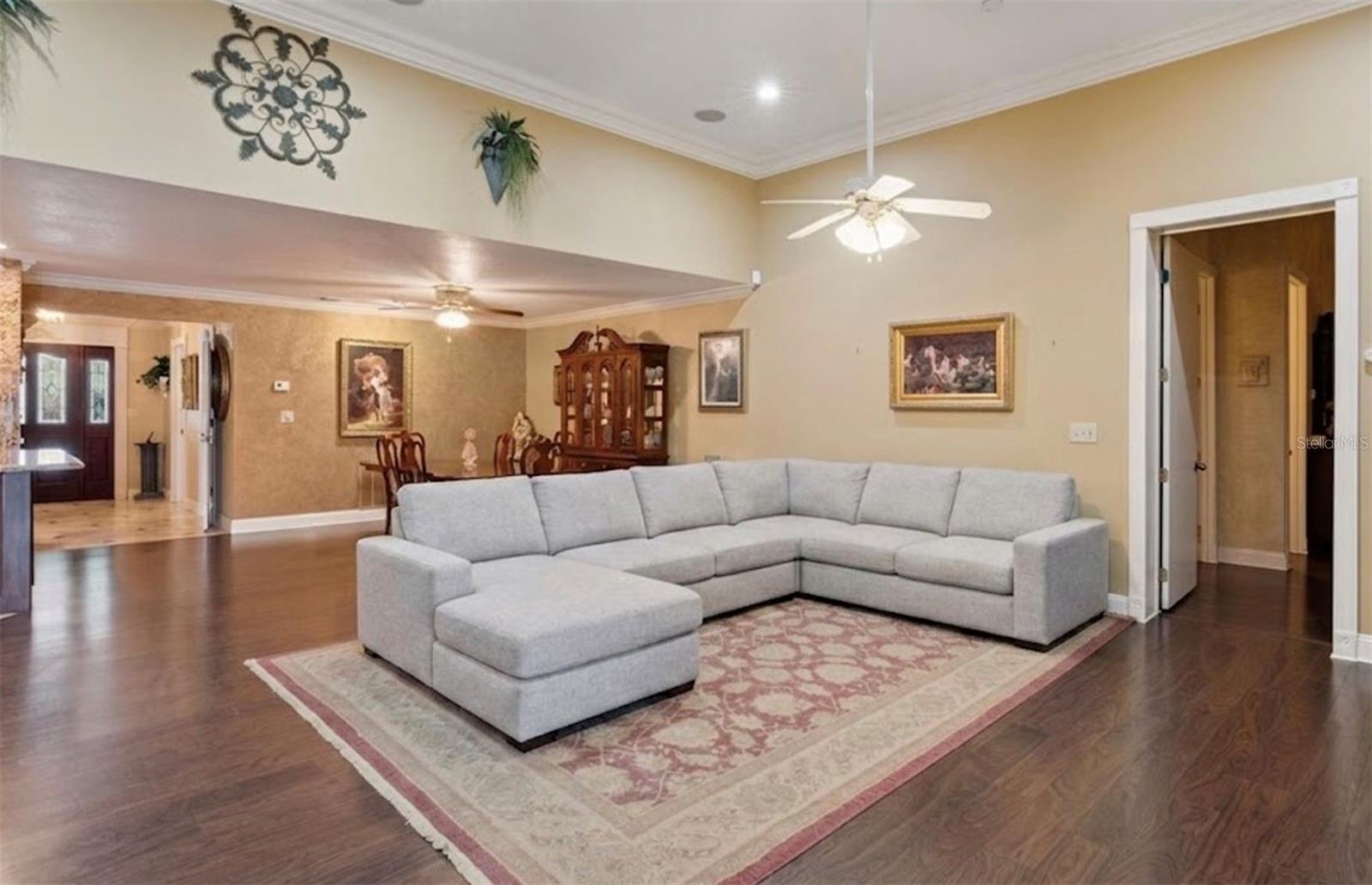 1714 Cheryl Ln Property Photo 6