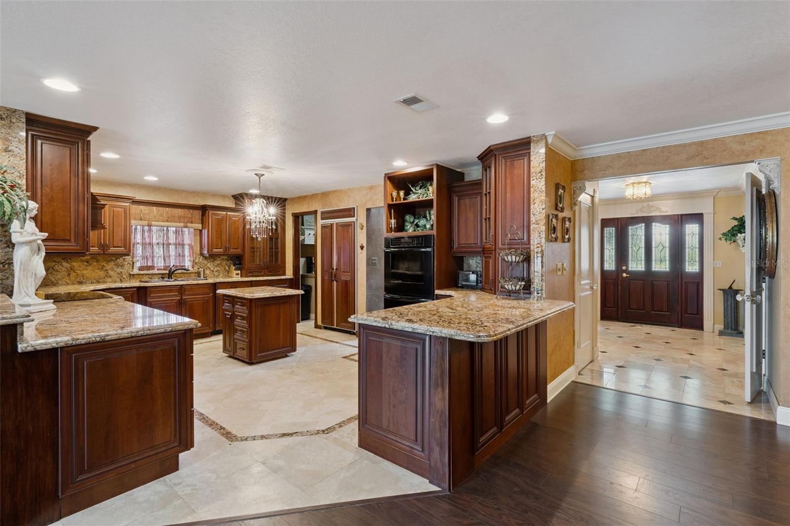 1714 Cheryl Ln Property Photo 8