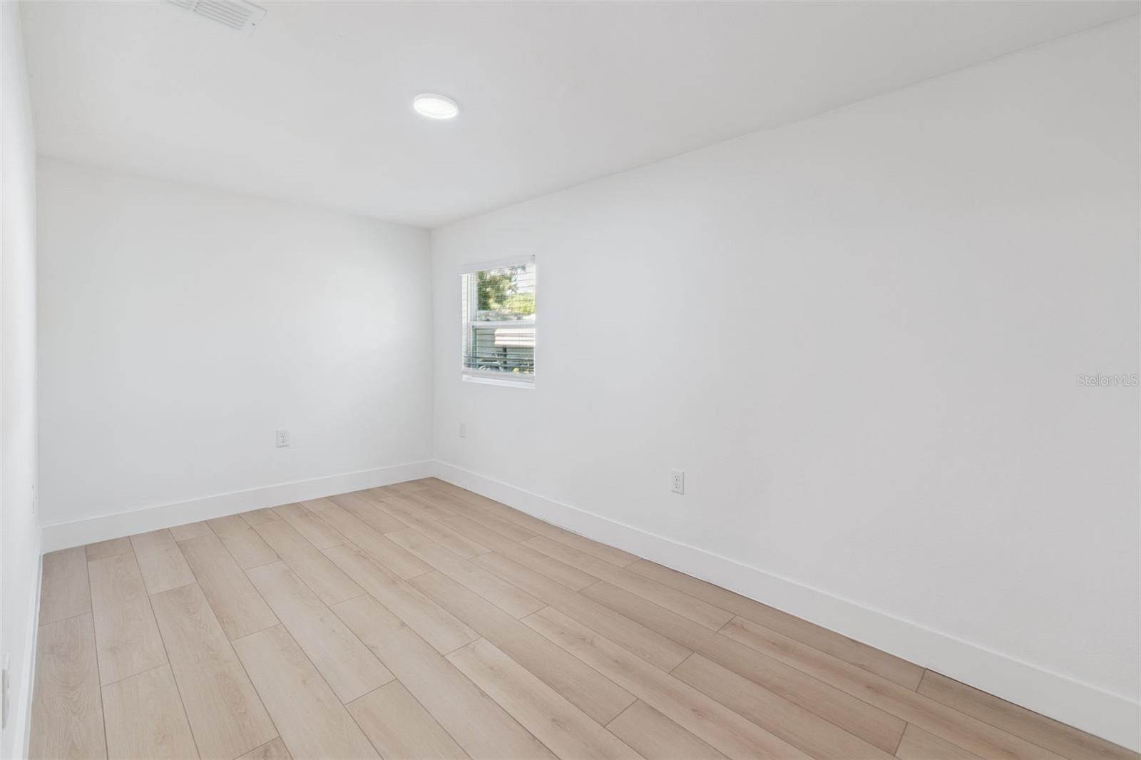 232 Noxon St Property Photo 20