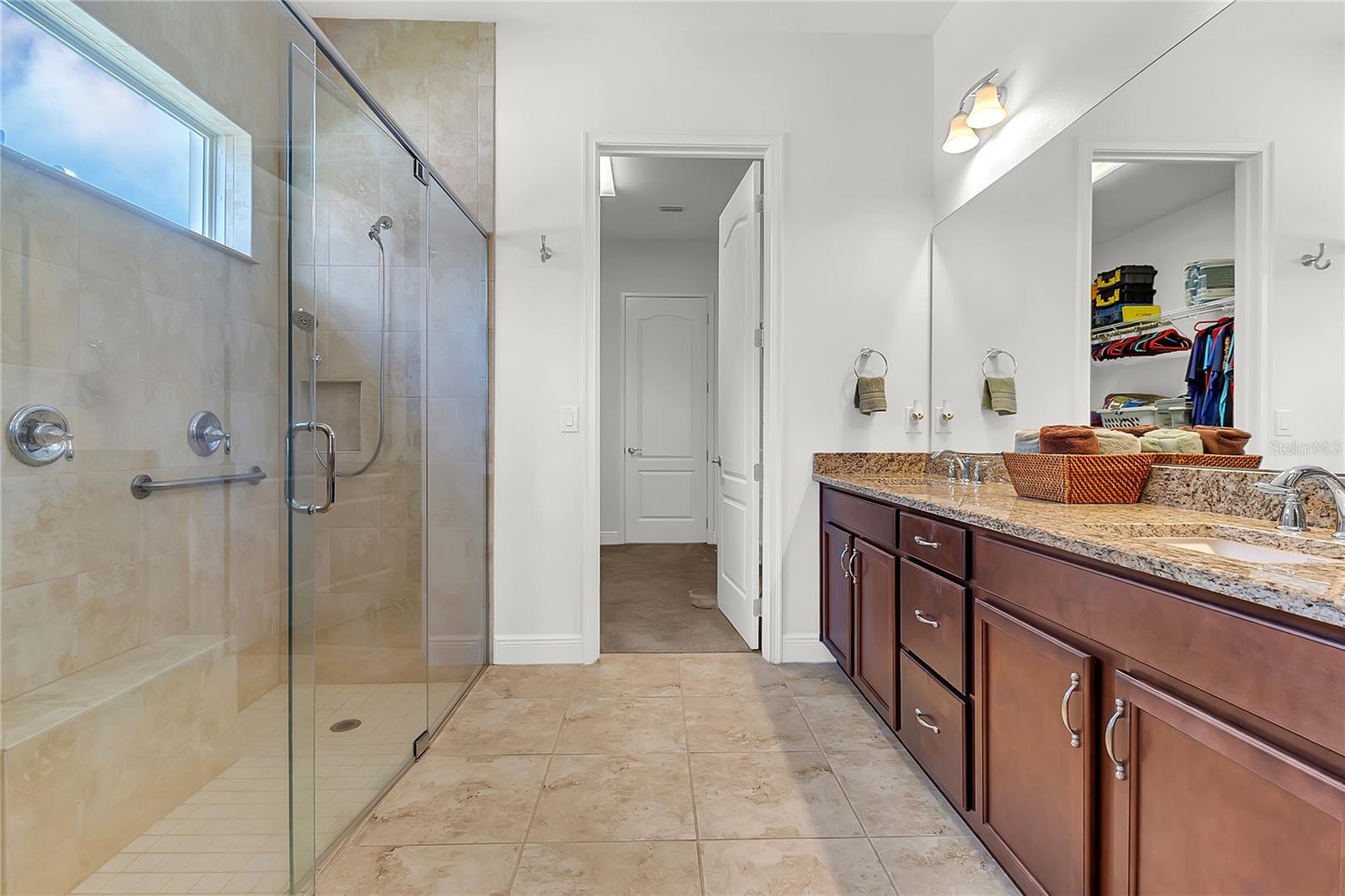 5017 E Fountainwood Dr Property Photo 13