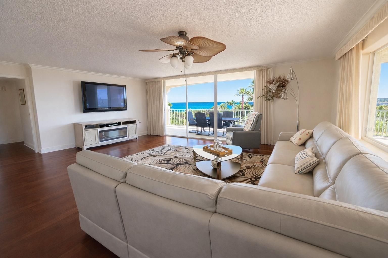 420 Harding Ave #301 Property Photo 1