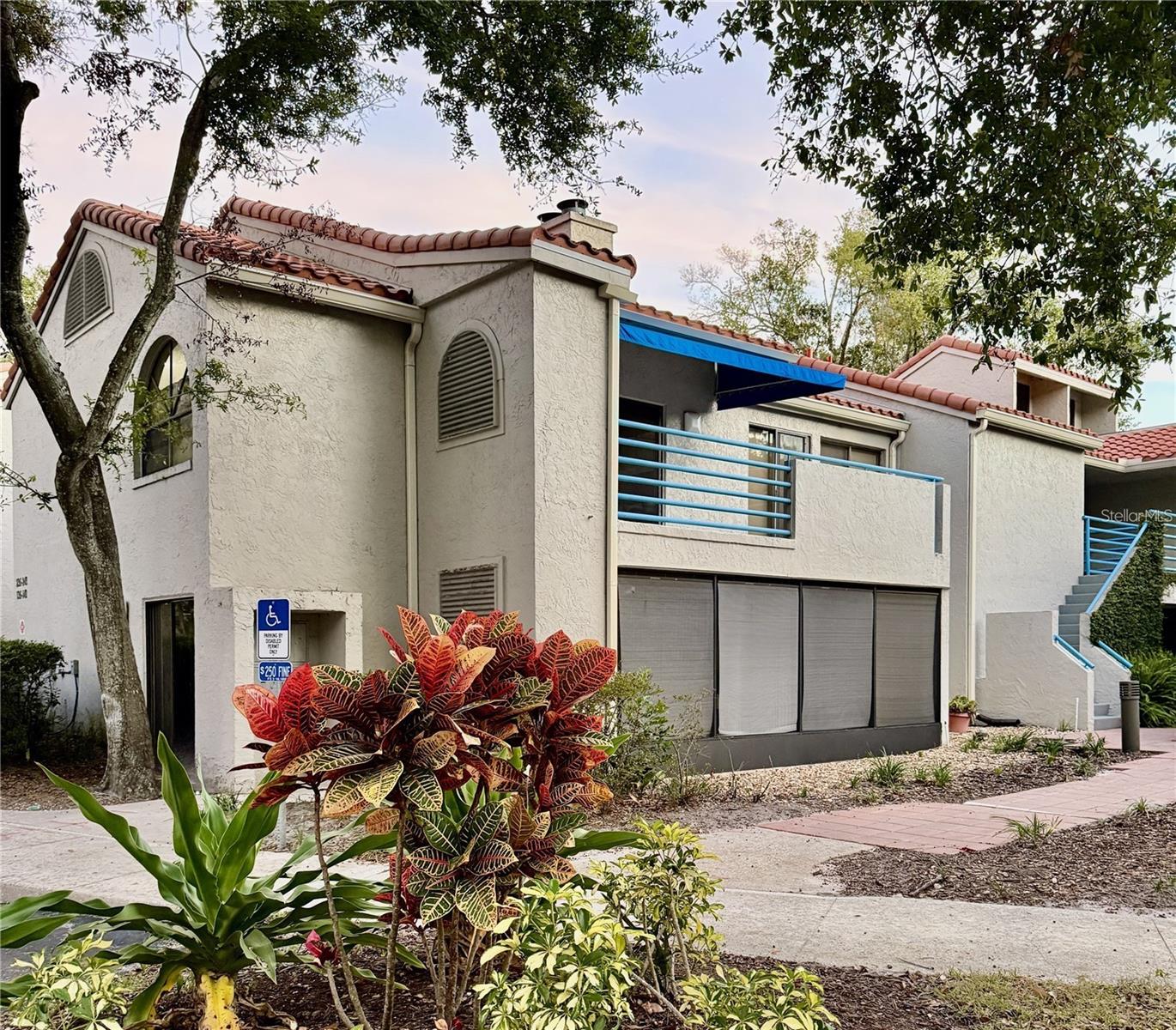 1000 Winderley Pl #239 Property Photo 3