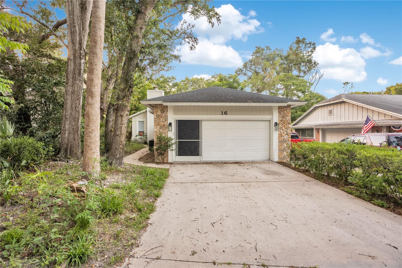 16 RAINTREE CT Property Photo 1