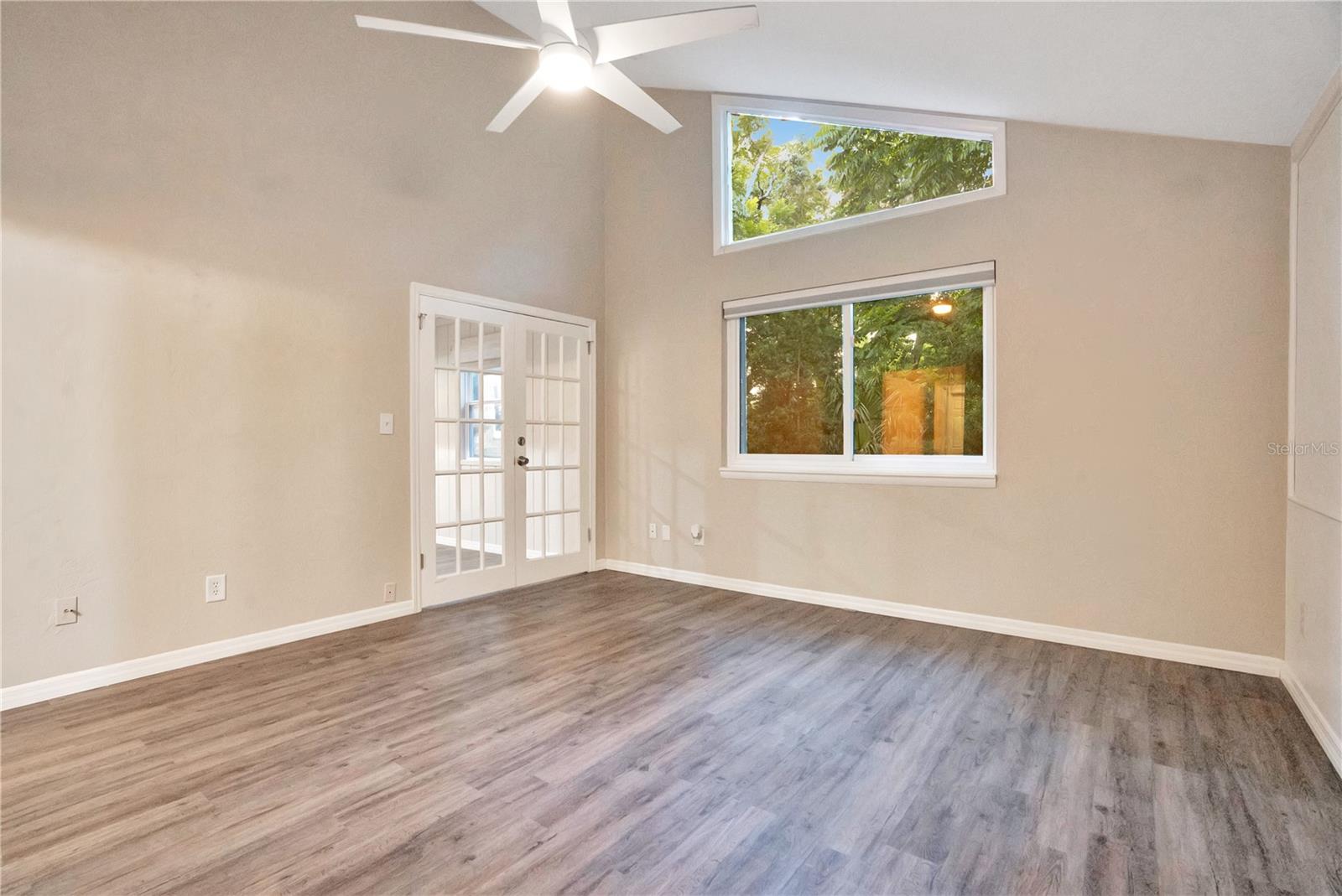 16 Raintree Ct Property Photo 15